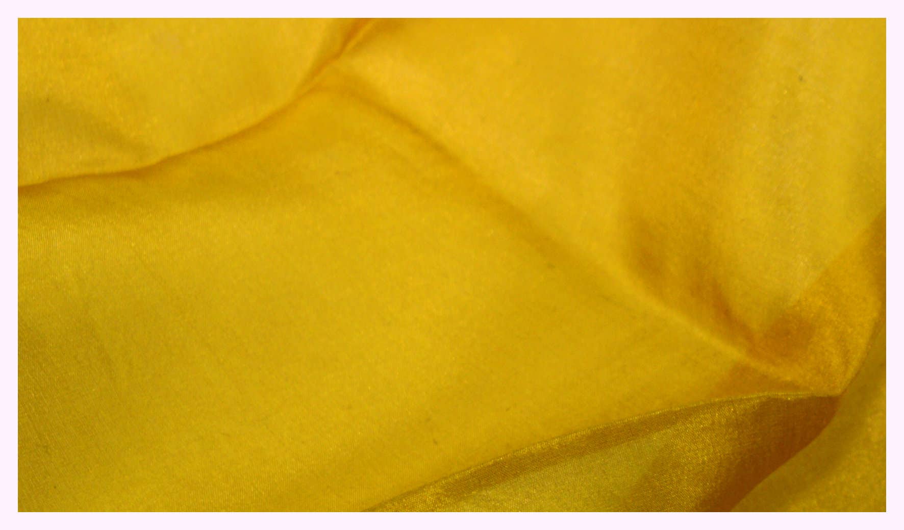 Filges Plant-dyed Hemmed Silk 92x92 cm - Gold Yellow image