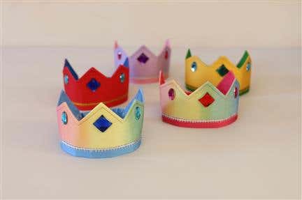 Sarah's Silks Reversible Silk Crown - Rainbow/Sky image