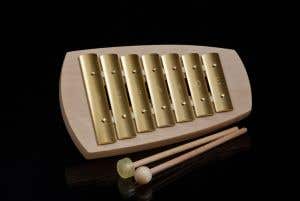 Auris Glockenspiel Pentatonic 7 Tone Straight/Brass (Maple Wood w/ 2 Mallets Wood & Rubber) Range: d-e-g-a-b-d-e (KAP)